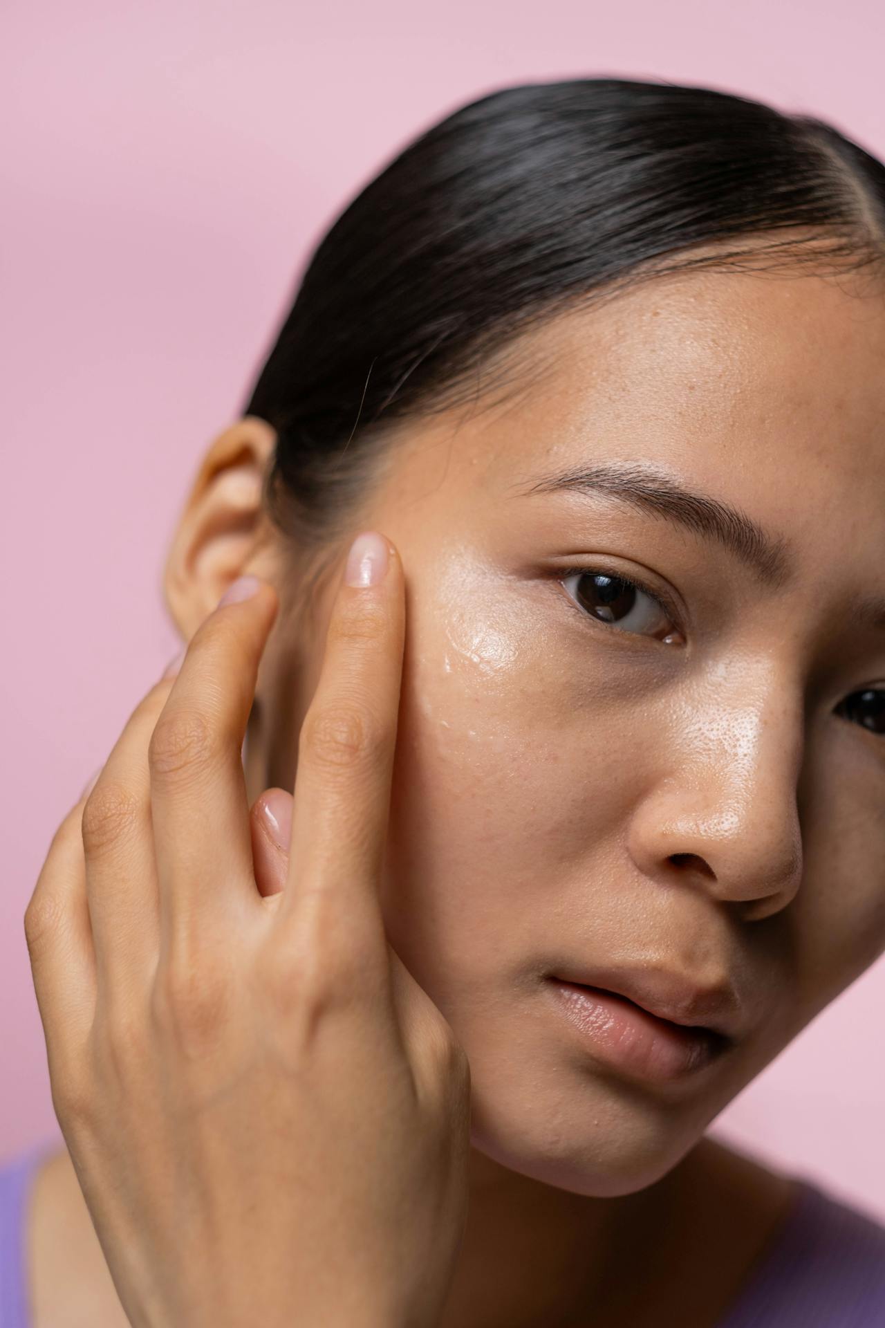 Meet Retinol: The Key Ingredient to Reducing the Appearance of Wrinkles and Hyperpigmentation